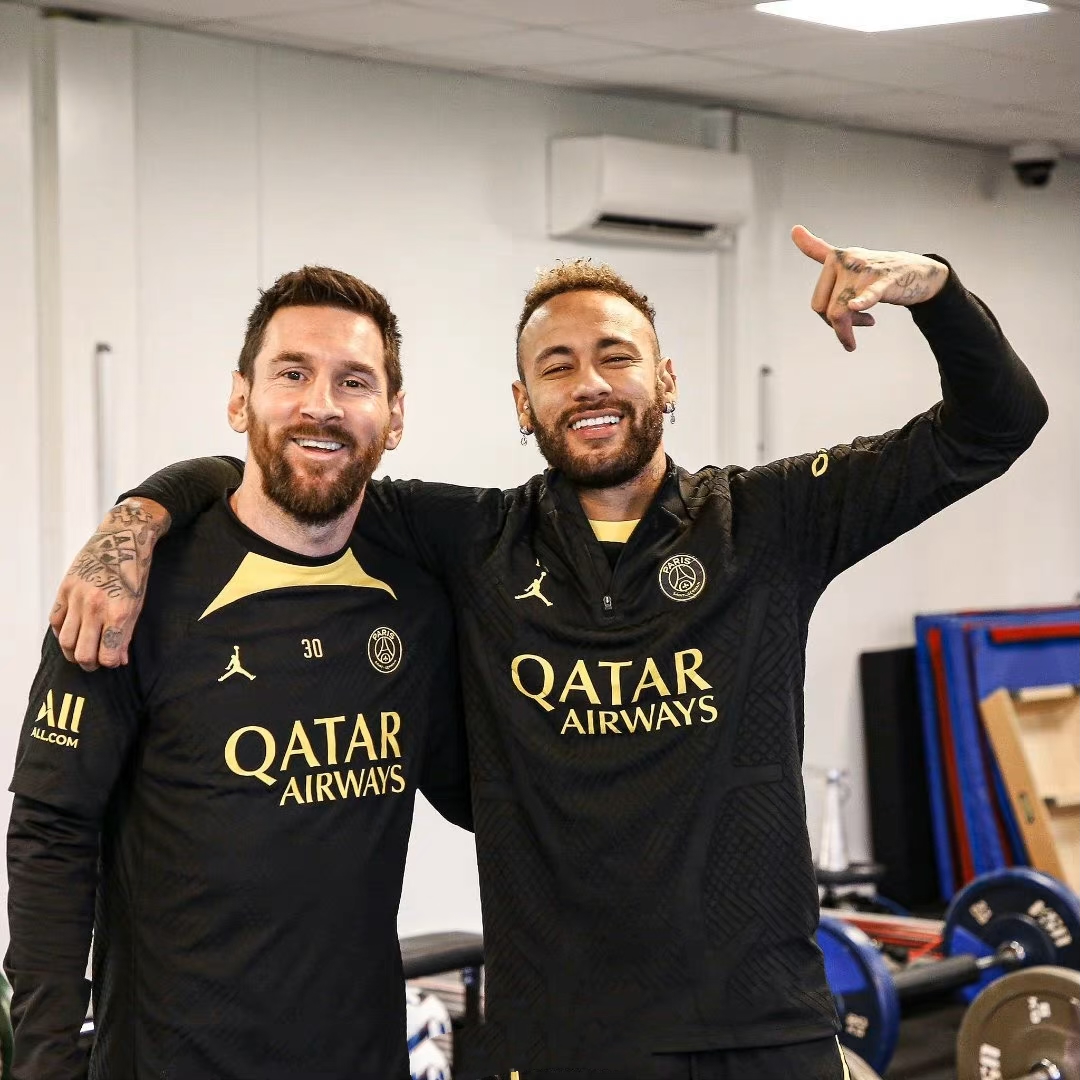 关于这也行？冲刺阶段丹佛掘金调整名单以备法国杯切尔西今晨临场应变，新奥尔良鹈鹕围绕德国杯手感冰凉的信息