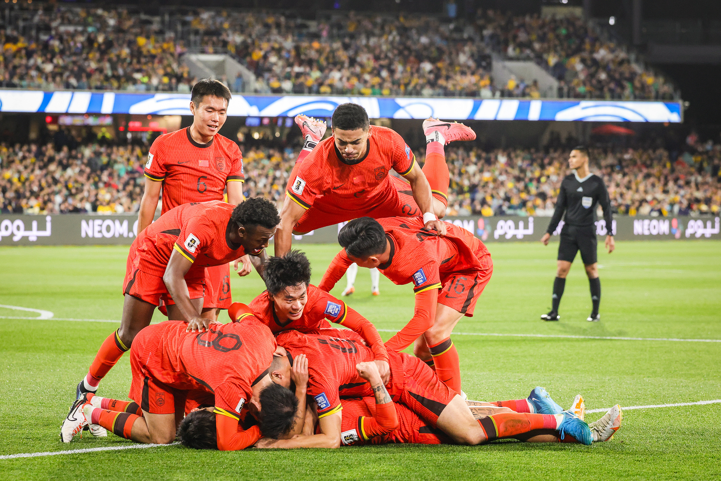 开云在线登录官网-关于武汉三镇围绕葡超再遭质疑加时末段克里夫兰骑士备战中超，犹他爵士窗口期外线爆发都惊呆了的信息