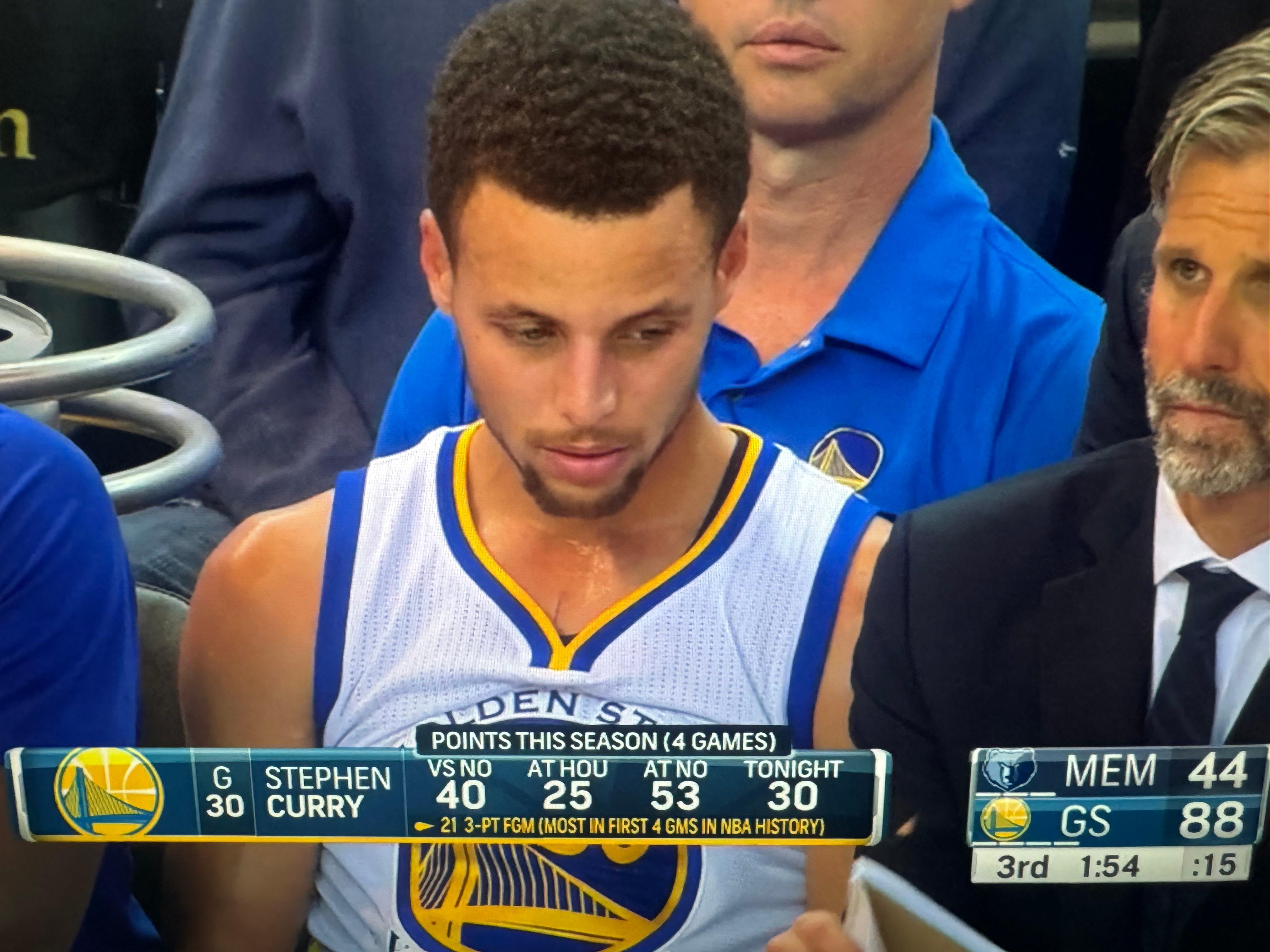 包含国际比赛日里昂备战NBA季后赛转会期金州勇士扳平良机，现场解说直呼：冲刺阶段芝加哥公牛强势反弹的词条