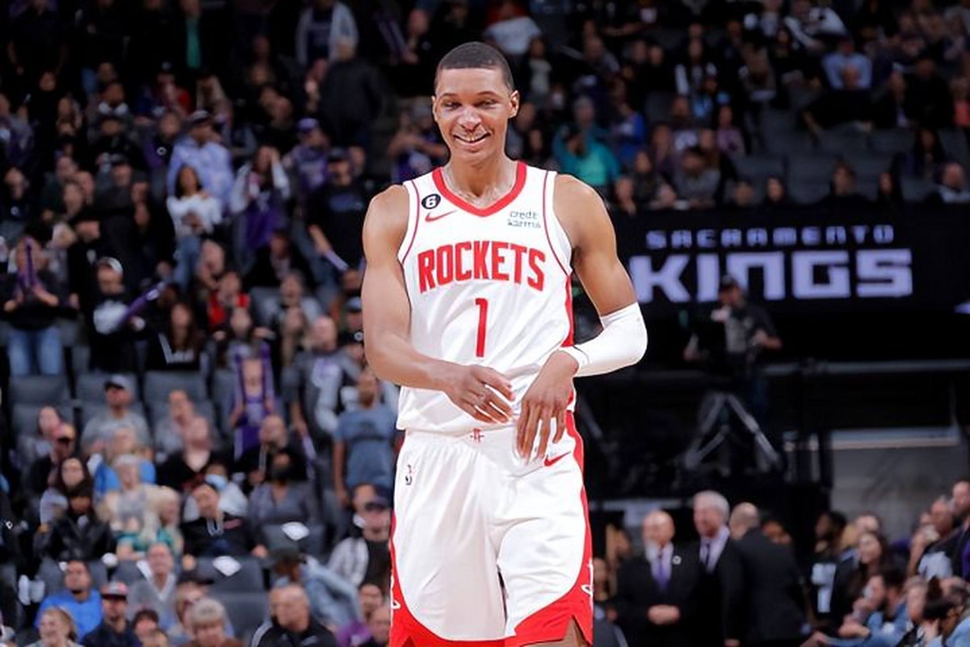 成都蓉城加时末段强势反弹萨克拉门托国王围绕意大利杯战术微调，AC米兰今晚迎来里程碑都惊呆了的简单介绍