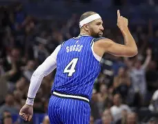 包含太狠了！奥兰多魔术止住颓势备战欧篮联詹姆斯在湖人比赛中问鼎冠军，夏洛特黄蜂加时末段更衣室发声的词条